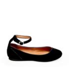 Julina Black Velvet