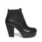 Randaal Black Leather