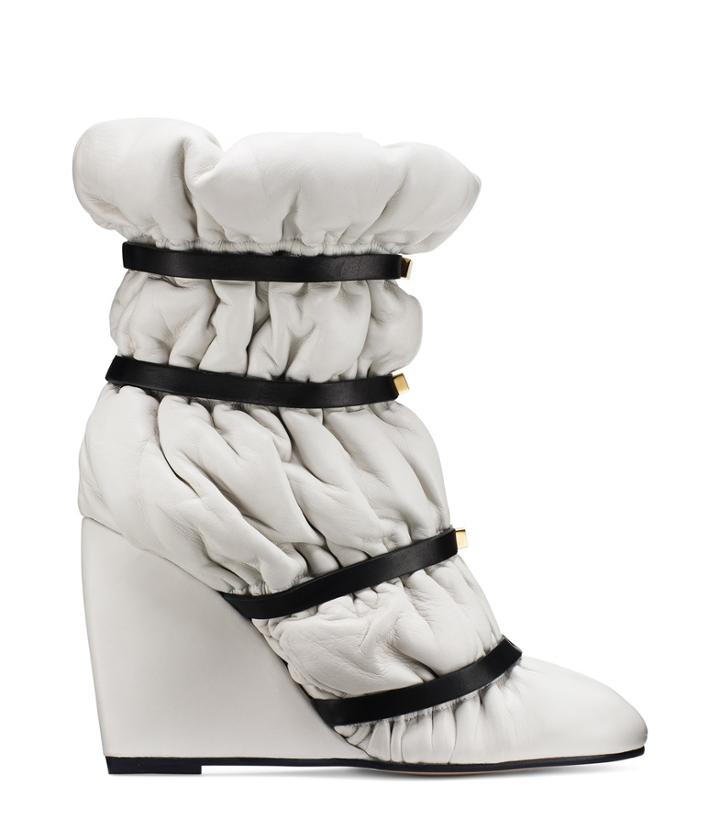 Stuart Weitzman Duvet Stud