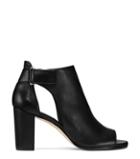 Stuart Weitzman Opendoor