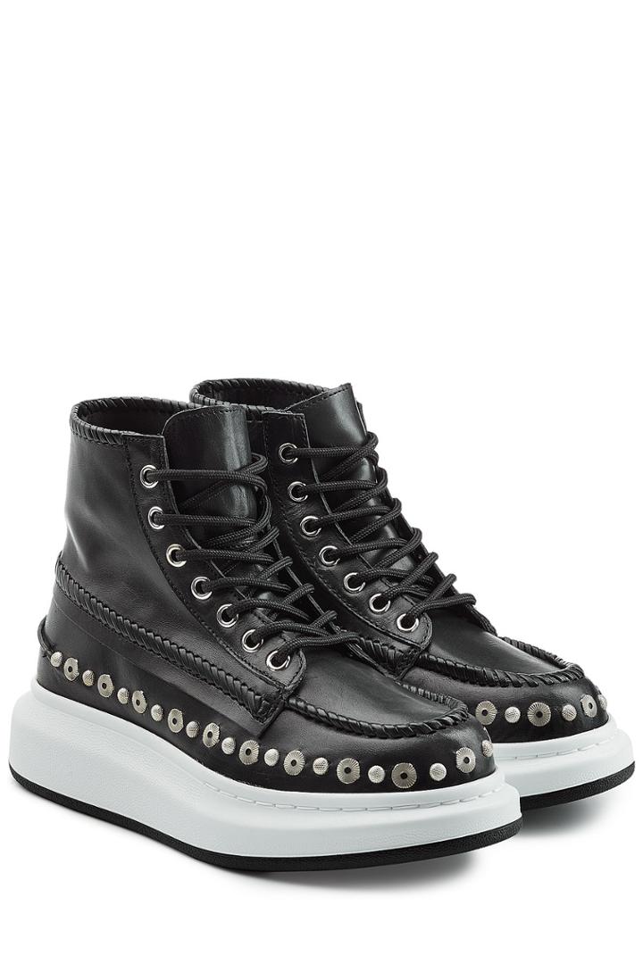 Alexander Mcqueen Alexander Mcqueen Embellished Leather Ankle Boots - Black