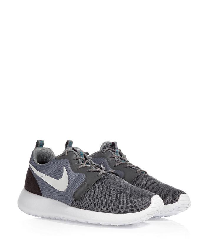 Nike Roshe Run Sneakers