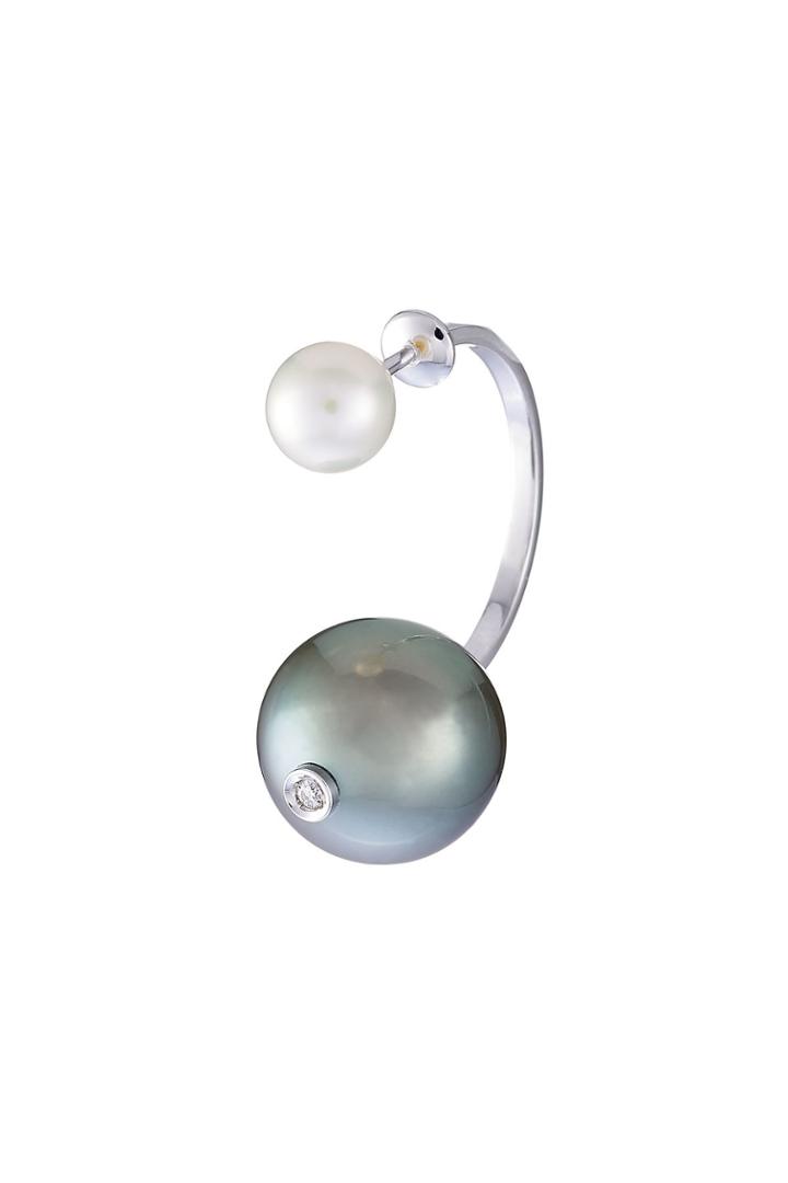 Delfina Delettrez Delfina Delettrez 18kt Yellow Gold Piercing Earring With Pearls