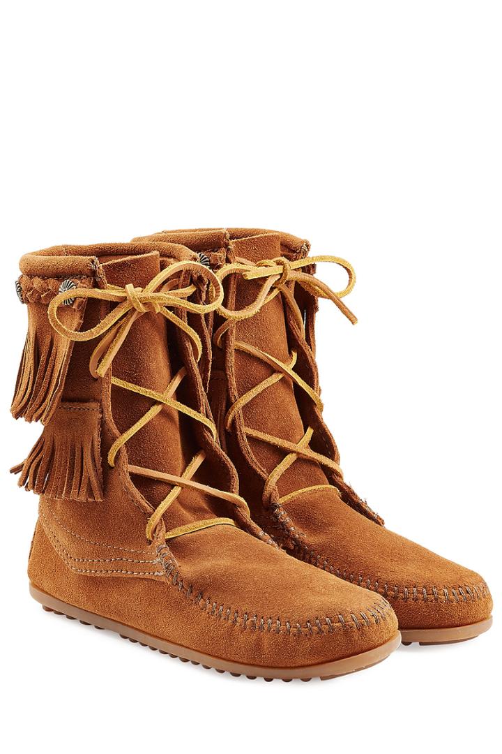 Minnetonka Minnetonka Double Fringe Tramper Suede Boots With Studs - Camel