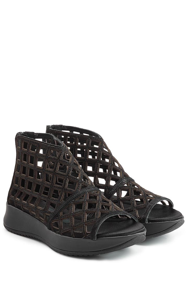 Burberry Shoes & Accessories Burberry Shoes & Accessories Suede Sandals - Black