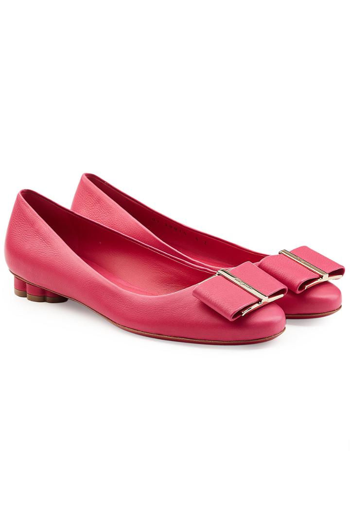 Salvatore Ferragamo Salvatore Ferragamo Capua Leather Ballerinas With Scalloped Heel