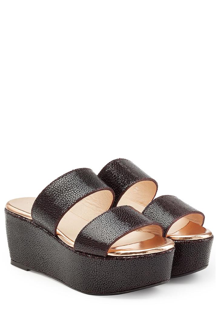 Robert Clergerie Robert Clergerie Textured Leather Platform Sandals - Red