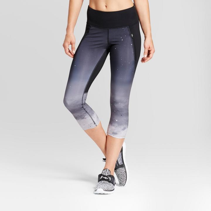 Women's Embrace Run Capri Leggings - C9 Champion - Gray/gradient Stars Print