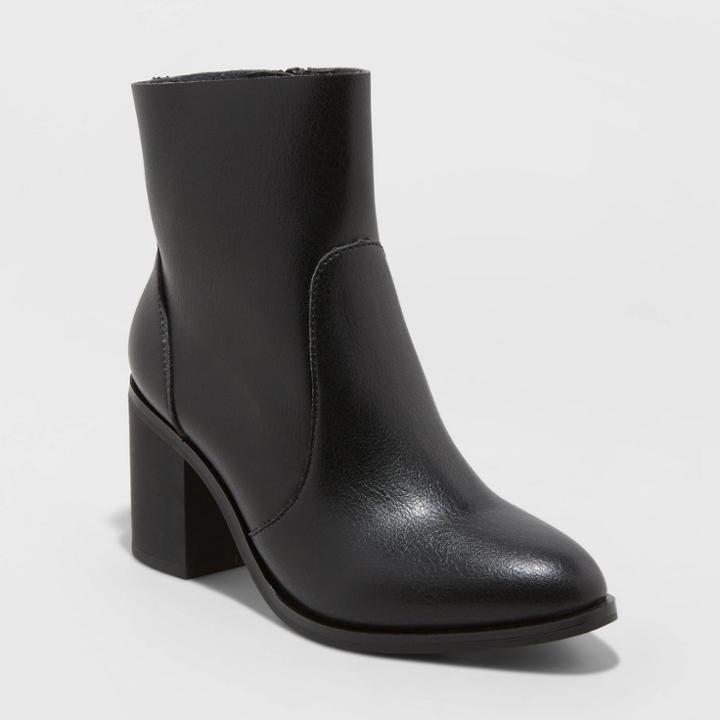 Women's Cleo Heeled Ankle Bootie - Universal Thread Black