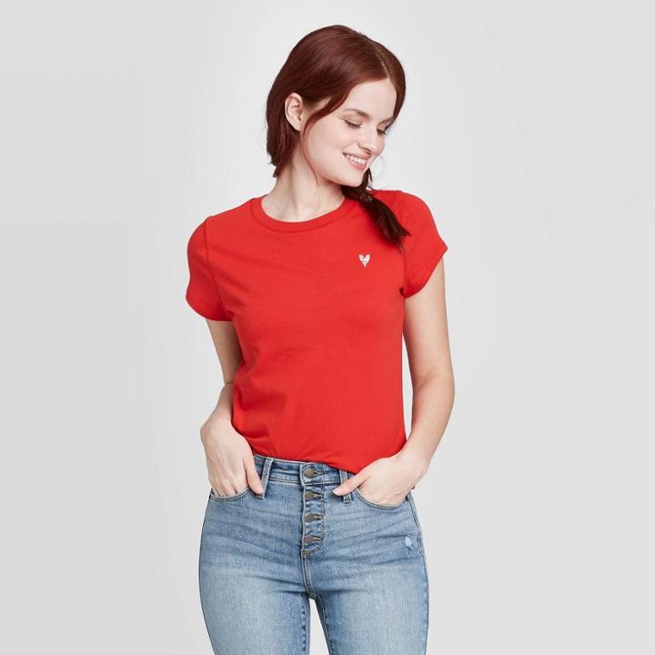 Women's Standard Fit Short Sleeve Crewneck T-shirt - Universal Thread Red