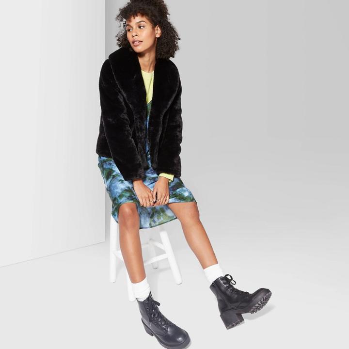 Petitewomen's Long Sleeve Short Faux Fur Coat - Wild Fable Black