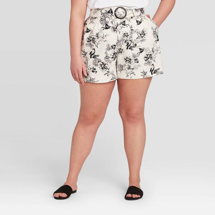 Women's Plus Size Floral Print Mid-rise Pleated Shorts - Who What Wear Cream 14w, Women's, Ivory