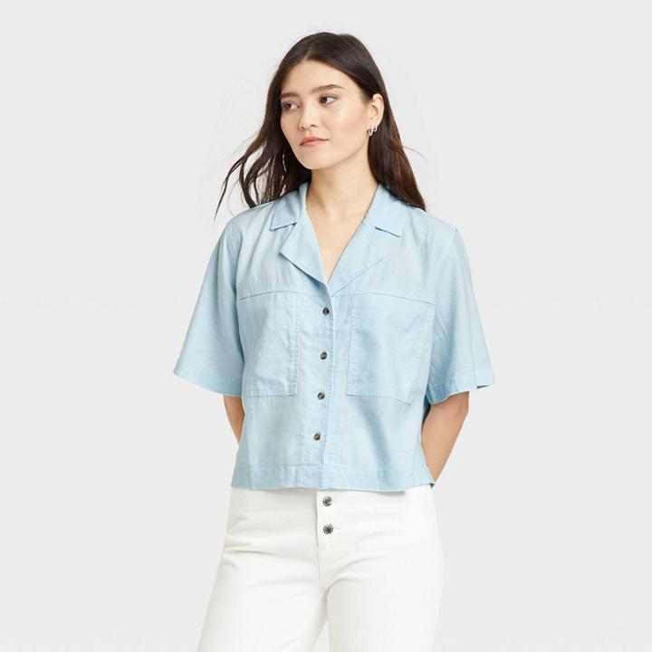 Women's Short Sleeve Button-down Shirt - Universal Thread Blue