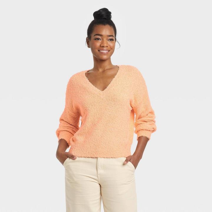 Women's V-neck Pullover Sweater - Universal Thread