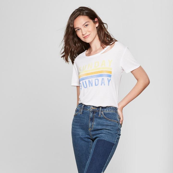 Women's Short Sleeve Sunday Funday Crew Neck Graphic T-shirt - Modern Lux (juniors') White