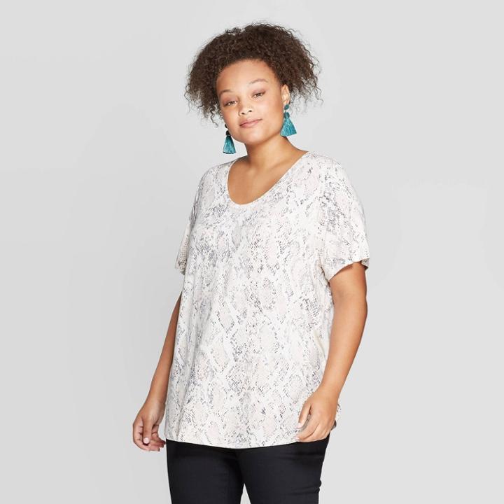 Women's Plus Size Short Sleeve Snake Print Scoop Neck Relaxed T-shirt - Ava & Viv Brown
