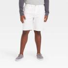 Men's Big & Tall 10.5 Slim Fit Jean Shorts - Goodfellow & Co White