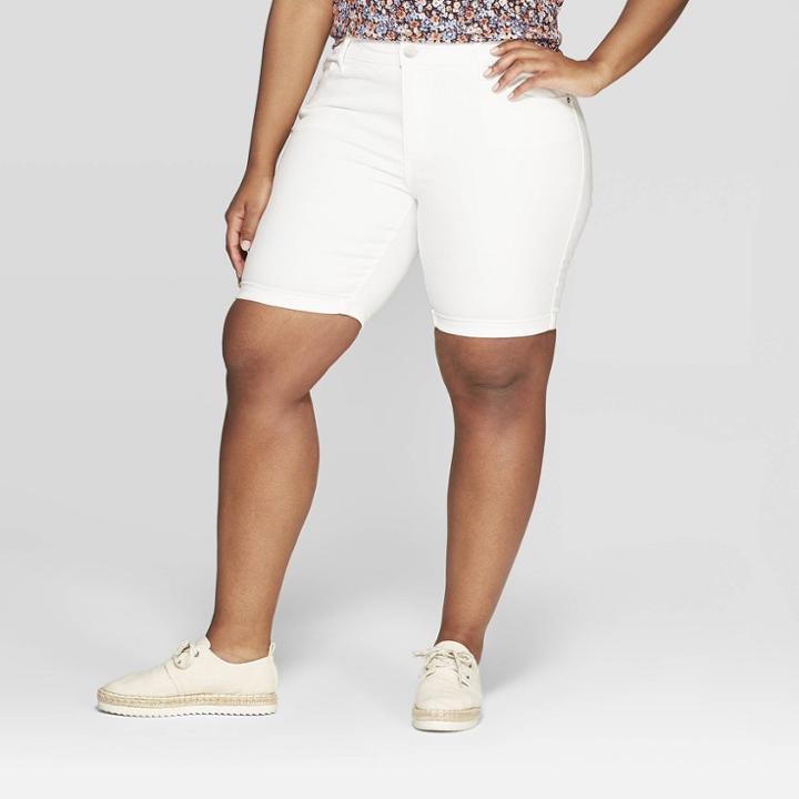 Women's Plus Size Mid-rise Bermuda Jean Shorts - Universal Thread White