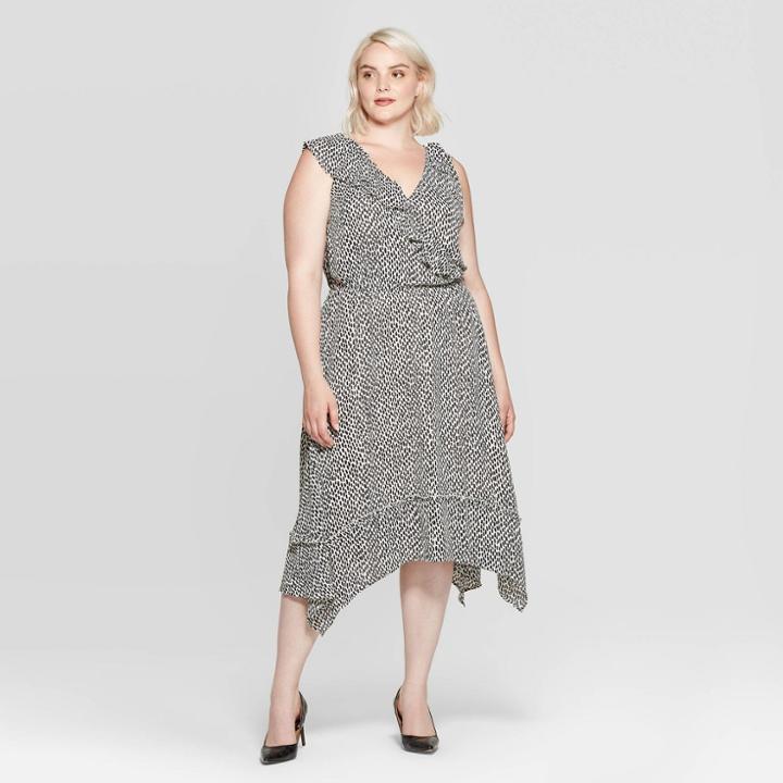 Women's Plus Size Animal Print Casual Fit Sleeveless V-neck Midi Dress - Who What Wear Cream (ivory)
