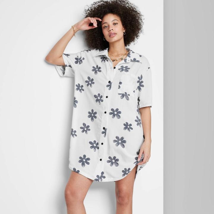 Women's Ascot + Hart Short Sleeve Button-down Graphic Shirtdress - White Floral
