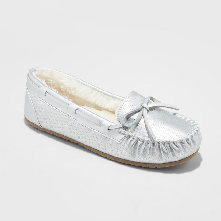 Gilligan & O'malley Women's Chaia Silver Metallic Moccasin