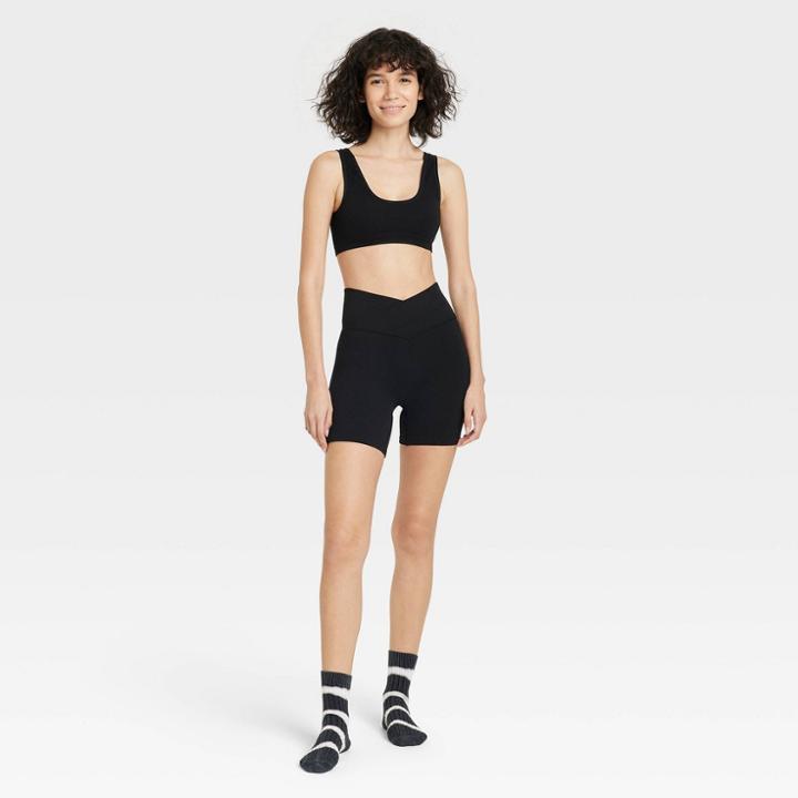 Women's Seamless Crossover Waistband Bike Shorts - Colsie Black
