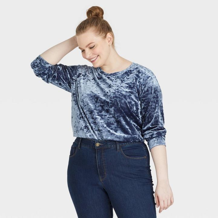 Women's Plus Size Long Sleeve Velvet Cropped Top - Ava & Viv Blue