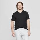 Men's Tall Regular Fit Short Sleeve Lyndale V-neck T-shirt - Goodfellow & Co Black