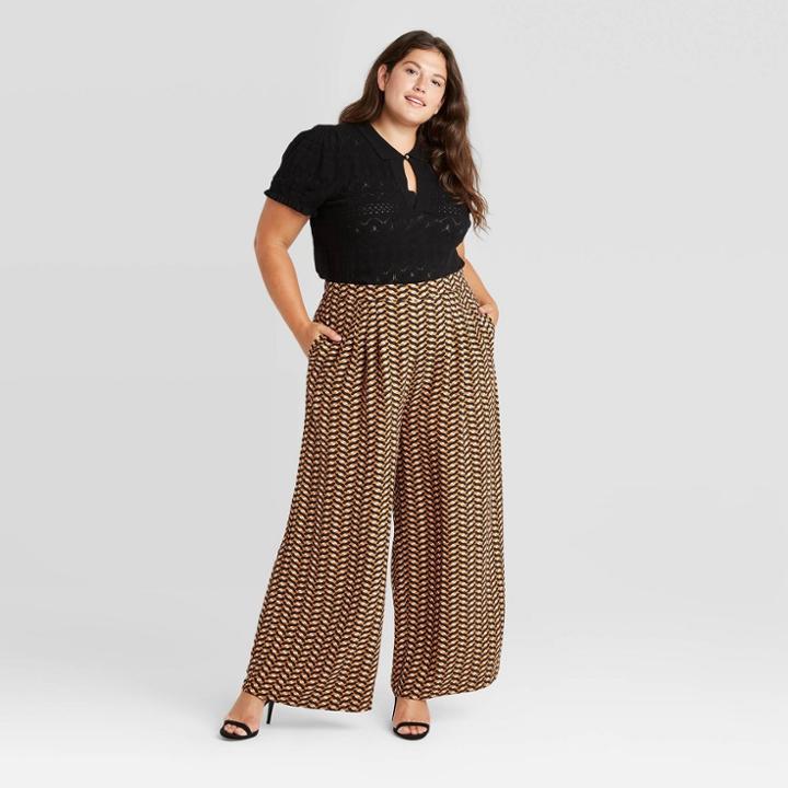 Women's Plus Size Geometric Print High-rise Pleated Wide Leg Pants - Who What Wear Black