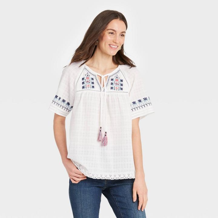 Women's Short Sleeve Embroidered V-neck Top With Tassels - Knox Rose White