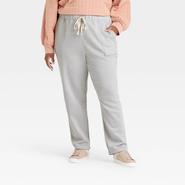 Women's Plus Size High-rise Fleece Jogger Pants - Universal Thread