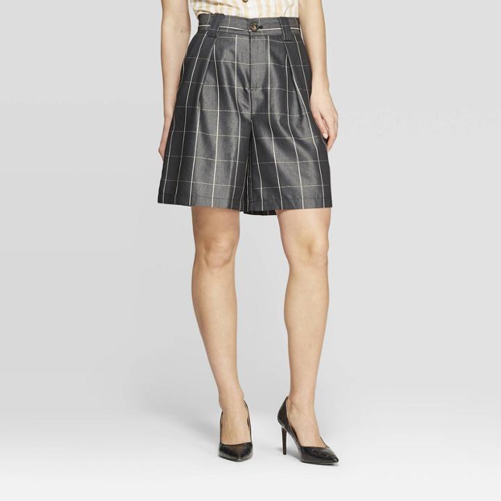 Women's Minimalist Plaid Bermuda Pull-on Shorts - Who What Wear Black