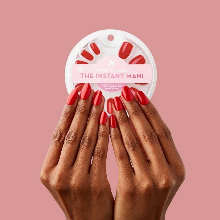Olive & June Press-on Fake Nails - Squoval Cv
