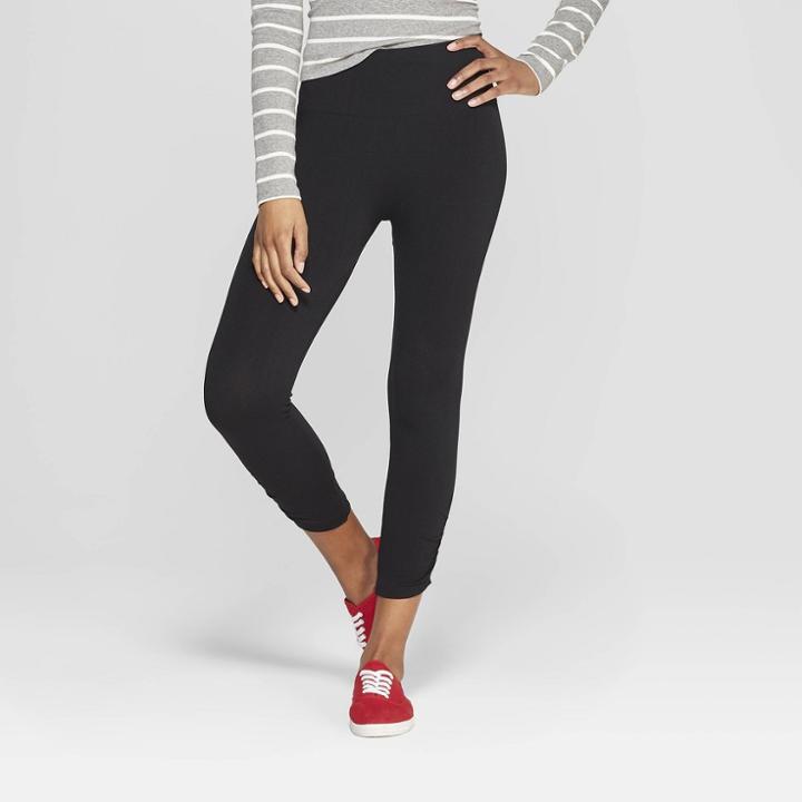 Women's High Waist Seamless Capri Leggings - Xhilaration Black