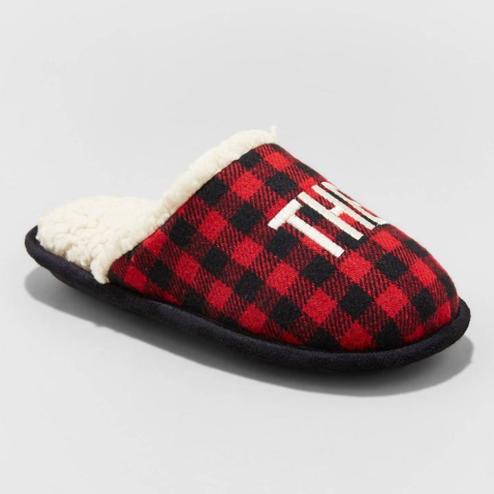 Boys' Family Sleep Prince Slippers - Wondershop Red
