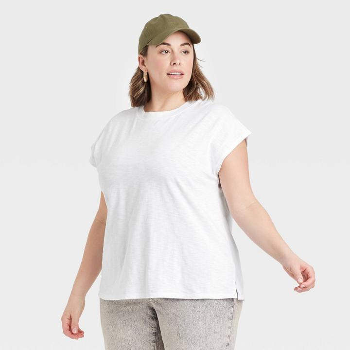 Women's Plus Size Cap Sleeve Muscle T-shirt - Universal Thread White