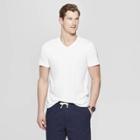 Men's Regular Fit Short Sleeve Lyndale V-neck T-shirt - Goodfellow & Co White