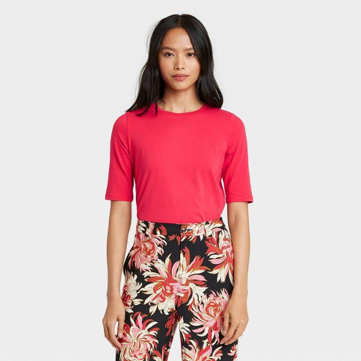 Women's Short Sleeve Boat Neck T-shirt - Who What Wear Red