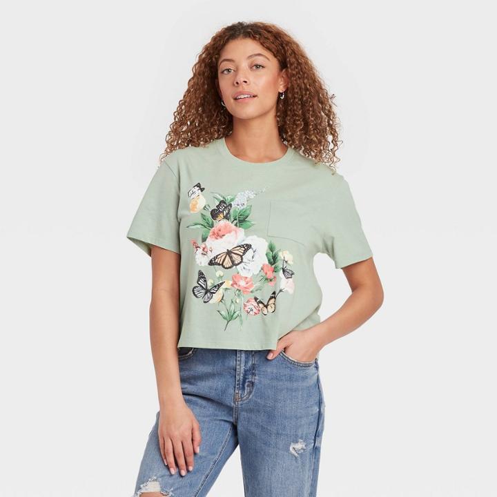 Zoe+liv Women's Butterfly Boxy Short Sleeve Graphic T-shirt - Green Floral