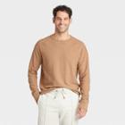 Men's Regular Fit Long Sleeve Crewneck T-shirt - Goodfellow & Co Brown