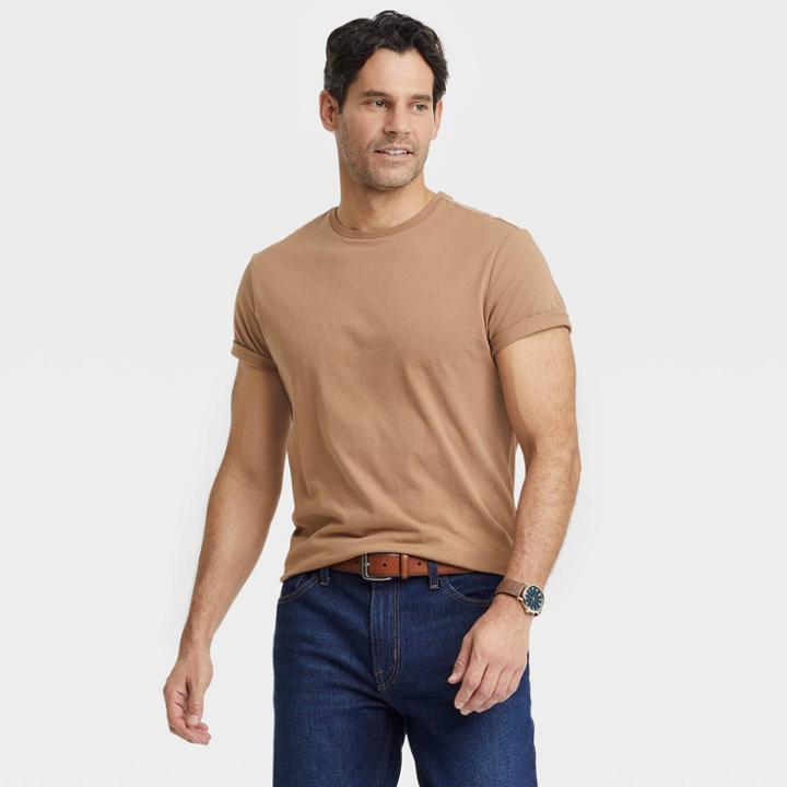 Men's Standard Fit Lyndale Short Sleeve Crew Neck T-shirt - Goodfellow & Co Brown