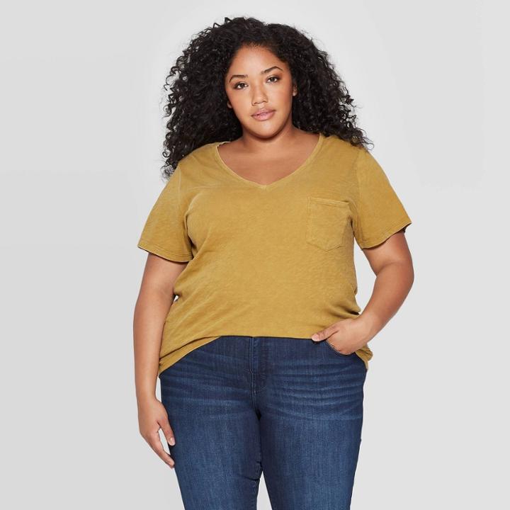 Women's Plus Size Short Sleeve V-neck Pocket T-shirt - Universal Thread Dark Green