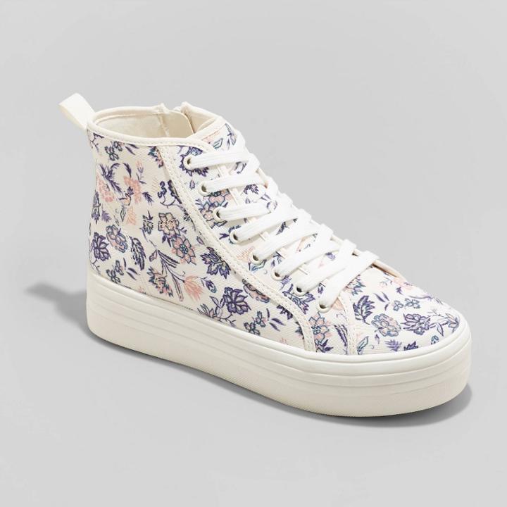 Women's Cassie Sneakers - Universal Thread Pink