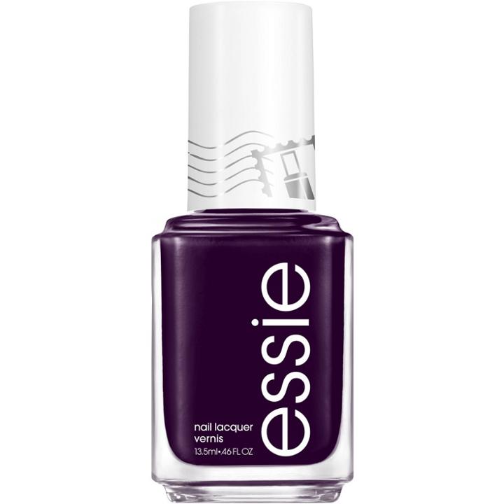 Essie Keep Me Posted Nail Color - Berlin The Club