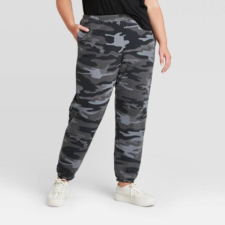Grayson Threads Women's Plus Size Camo Print Jogger Pants - Gray