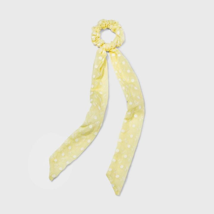 Long Eyelet Tail Twister - Wild Fable Cream