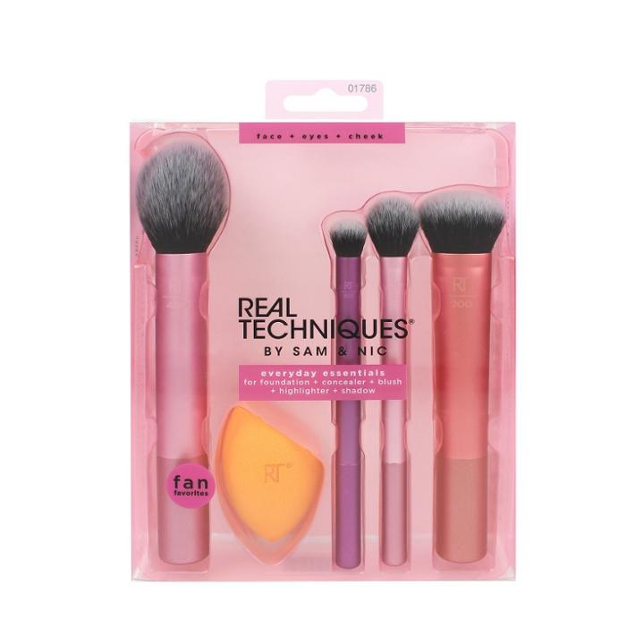 Real Techniques Make Up Must Have Brush Kit