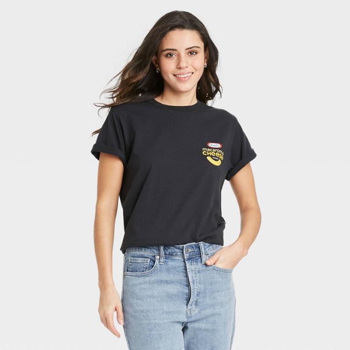 Warner Music Group Women's Kraft Macaroni And Cheese Short Sleeve Graphic T-shirt - Black