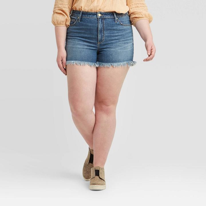 Women's Plus Size Fray Hem Distressed Jean Shorts - Universal Thread Light Wash 14w, Women's, Blue