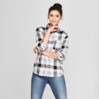 Women's Plaid Long Sleeve Shirt - Universal Thread Gray